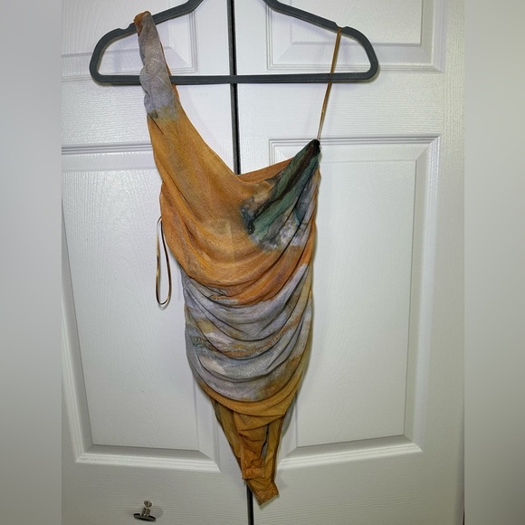 Zara Tulle Asymmetric Bodysuit - Size L - Picture 3 of 4